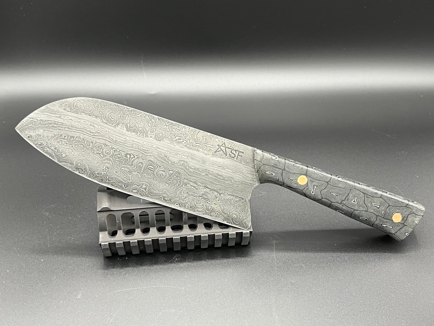 1009 Layer "Riverstorm" Damascus Heavy Duty 7" Santoku